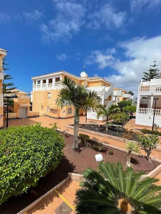 Vista Hermosa 2 Bedroom. Los Cristianos Arona  Appartement Arona (Tenerife)